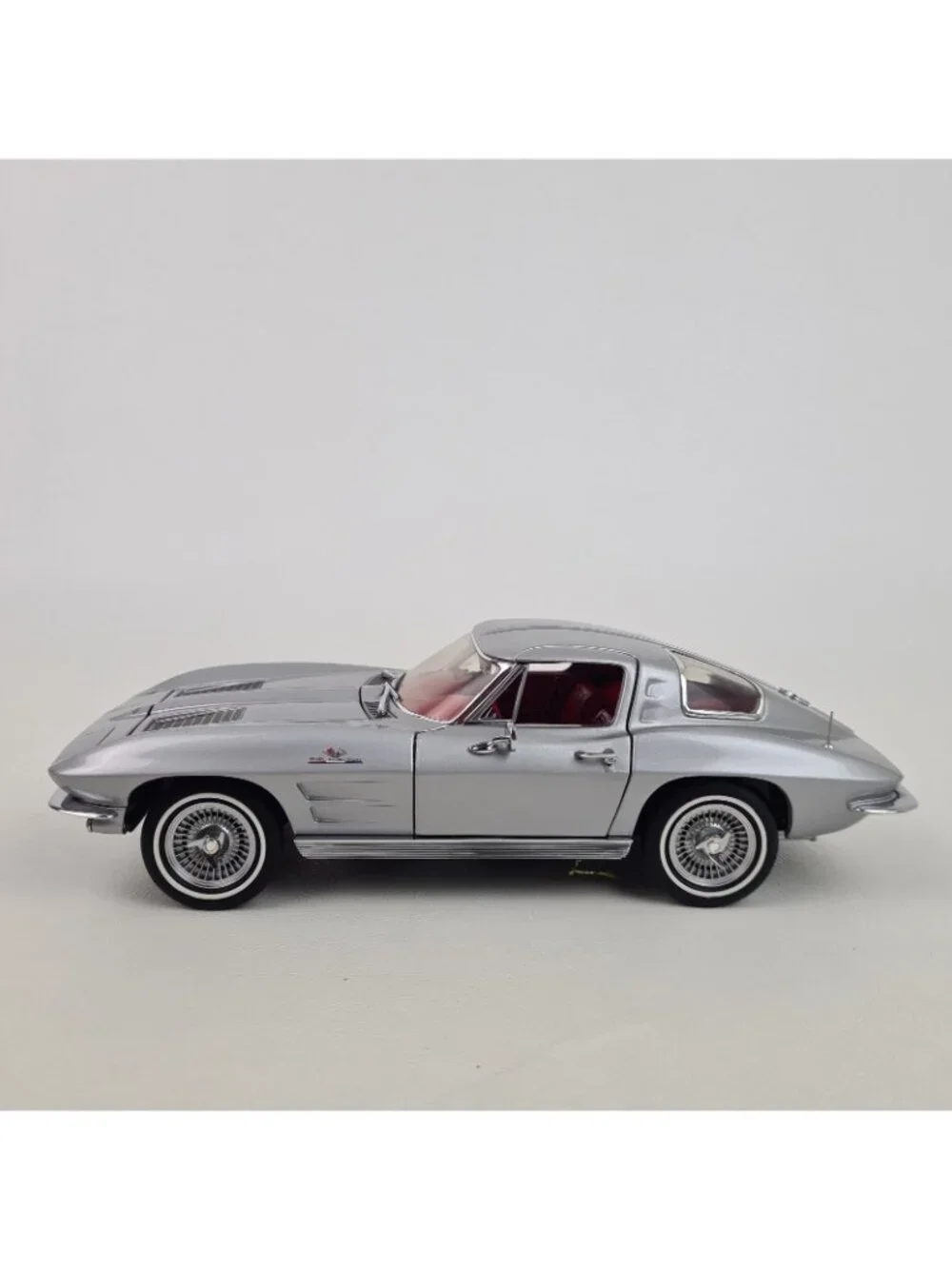 Franklin Mint Precision 1:24 Die Cast 1963 Chevrolet Corvette Blue B11XN55
